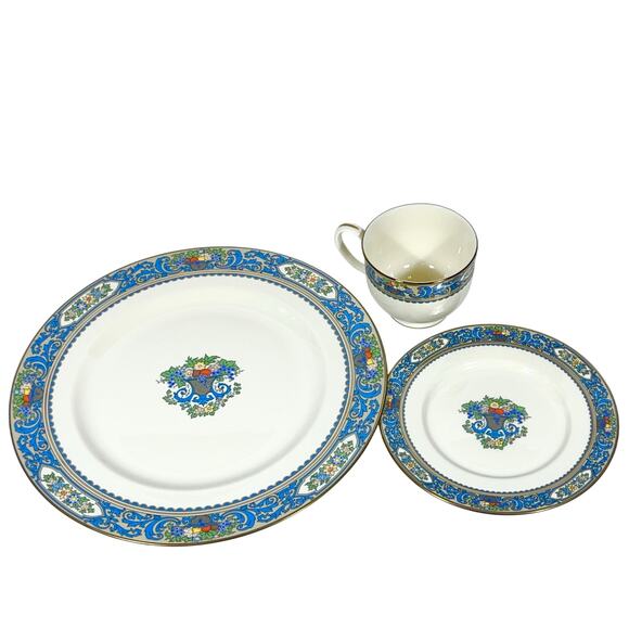 Lenox Autumn 3-Piece Place Setting Ivory Fine China with 24-Karat Gold  New - Picture 2 of 16